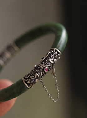 高端定制999老银手镯点缀红刚玉镶嵌天然和田玉手镯可打开63