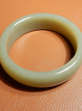 方言和田玉新疆且末蓝色基调手镯