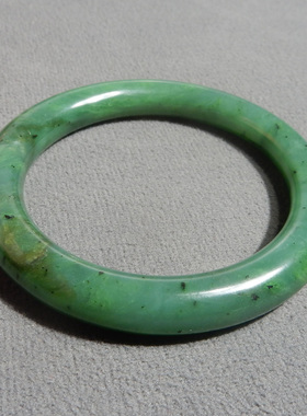 方言和田玉俄料碧玉菠菜绿手镯子