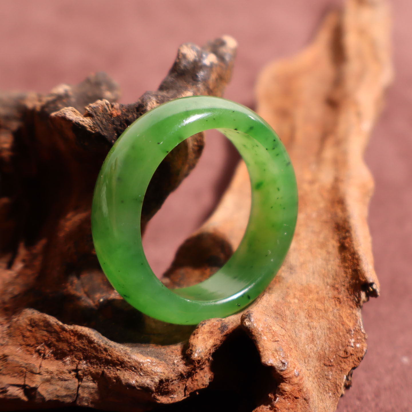 Jade Jubilee Jewelry Hotan Jade Russian Material Laokeng Jasper Yang Green Oily and Delicate 20mm Men's and Women's Jade Ring Ring A9