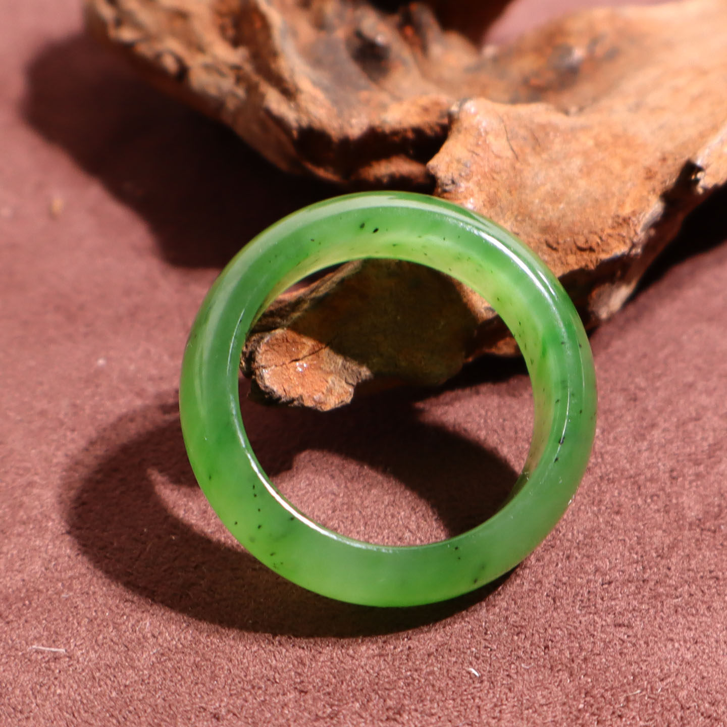 Jade Jubilee Jewelry Hotan Jade Russian Material Laokeng Jasper Yang Green Oily and Delicate 20mm Men's and Women's Jade Ring Ring A9