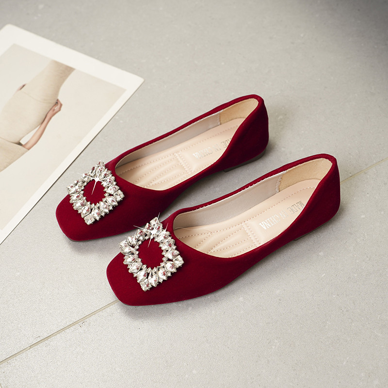 大码单鞋女41到43平底红色喜庆婚鞋软底一脚蹬豆豆鞋浅口水钻瓢鞋,淘宝优惠券,粉丝福利购,淘宝优惠卷