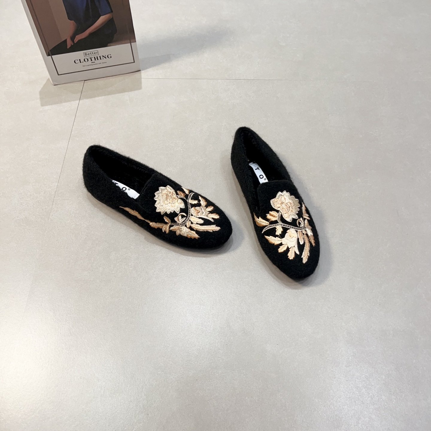 复古风刺绣花毛呢子软底豆豆鞋女2025新款秋冬季一脚蹬加绒毛毛鞋,淘宝优惠券,粉丝福利购,淘宝优惠卷