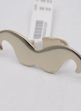 时尚风浅金色戒指抛光面有质感