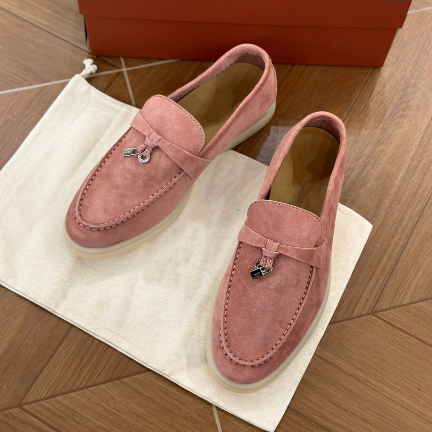 【顶板】lp乐福鞋女超软一脚蹬单鞋流苏扣老钱风懒人休闲平底鞋女,淘宝优惠券,粉丝福利购,淘宝优惠卷