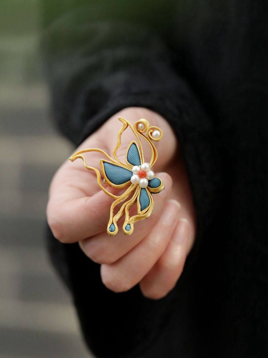 胸针设计感小众盘扣蝴蝶旗袍压襟挂饰新中式古风汉服配饰,淘宝优惠券,粉丝福利购,淘宝优惠卷