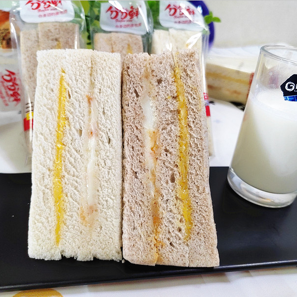 阿兴食品分分鲜黑麦三明治面包肉松沙拉夹心面包学生早餐糕点零食,淘宝优惠券,粉丝福利购,淘宝优惠卷