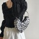 Uustudio niche sweet and cool women love peach heart armpit bags