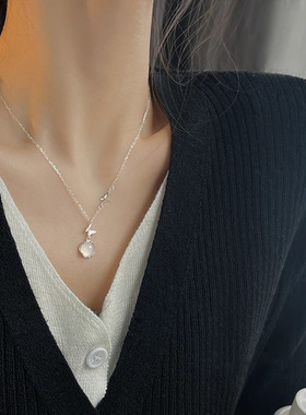 s925纯银白玉髓双蝴蝶项链女高级