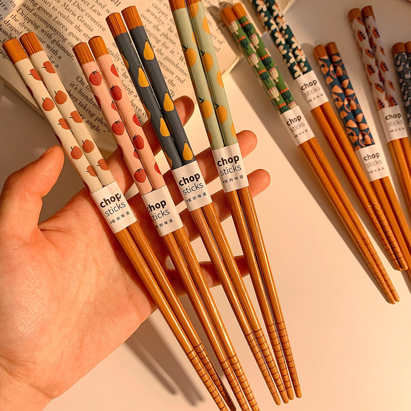 超值8双装!可爱ins天然竹木筷子家用一人一筷防滑防霉耐高温筷子 - 图0