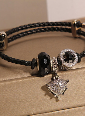 黑色琉璃珠皮绳手链狐狸吊坠手镯