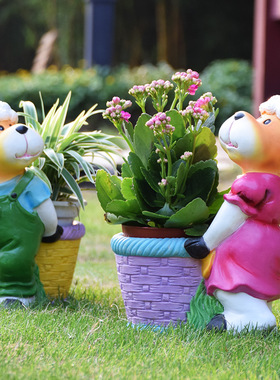 别墅庭院动物卡通花盆园林景观