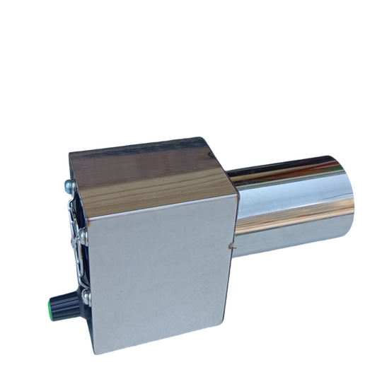 Special blower for outdoor high-power wood-fired barbecue grill