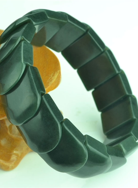 新疆和田玉青玉手链男