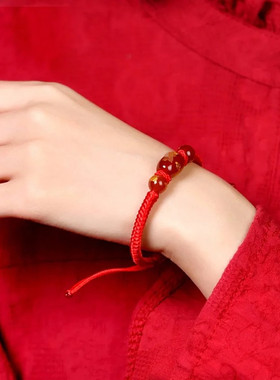 2026年红绳本命年红手绳手链护身符女编织龙马鸡鼠过年礼物