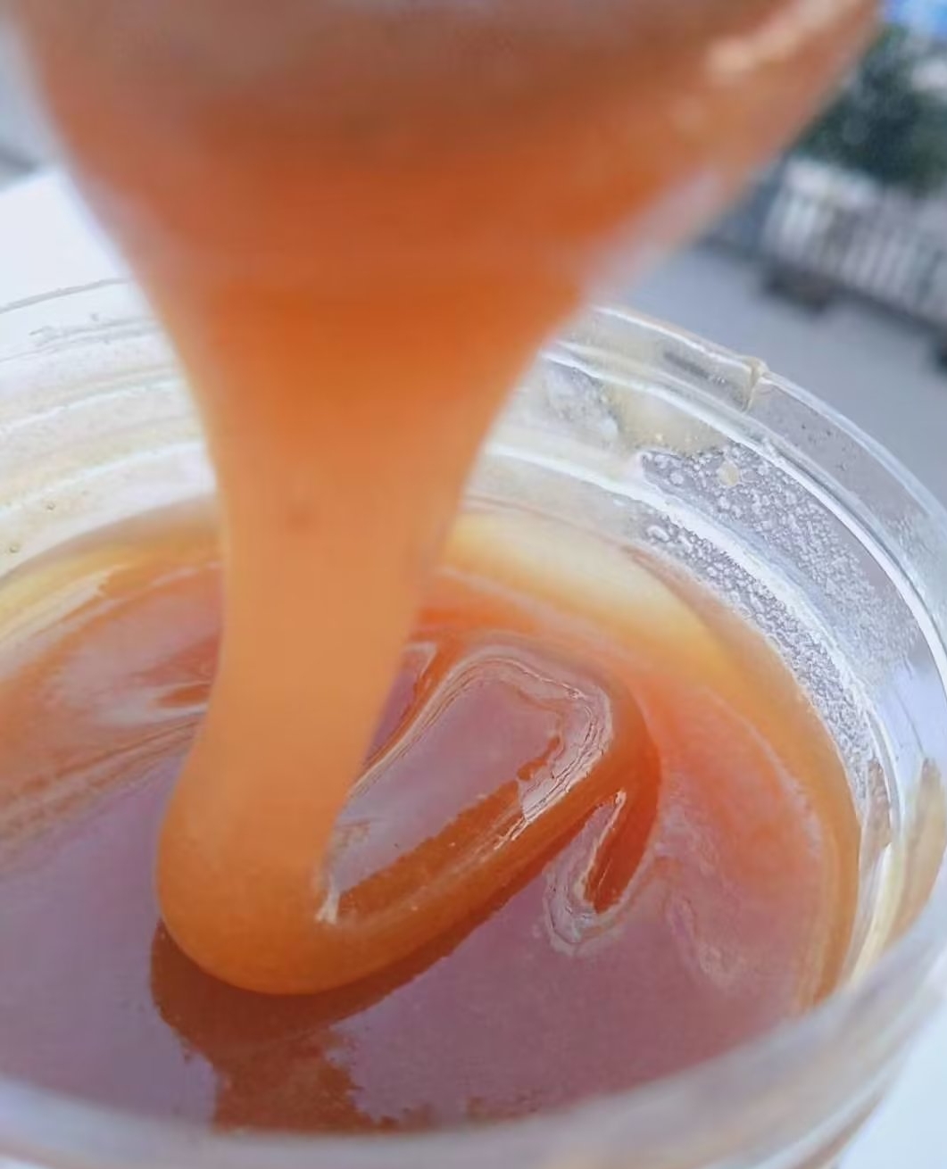 罐装的蜂蜜可以带上飞机吗(罐装的蜂蜜可以带上高铁吗)