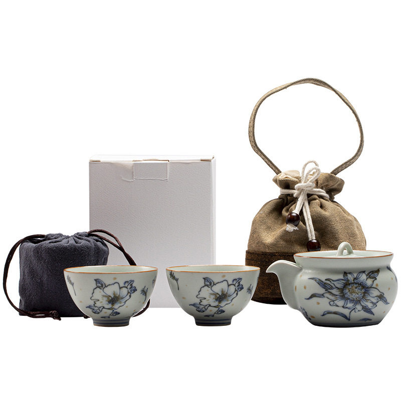 Antique blue and white ceramic travel tea set small set Tianqing Ru Kiln one pot two cups outdoor portable quick cup set