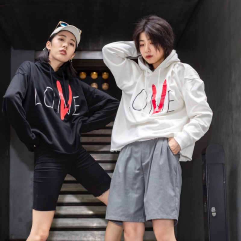 VLONE 情人节限定帽衫王一博LOVE同款带帽卫衣男女情侣宽松休闲潮