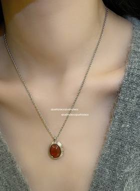 红色珠珠金属磨砂鹅蛋挂坠项链