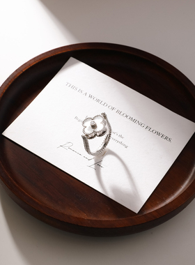 精致气质双面四叶草式戒指