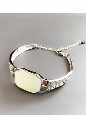 平安无事牌礼物和田玉手镯送妈妈