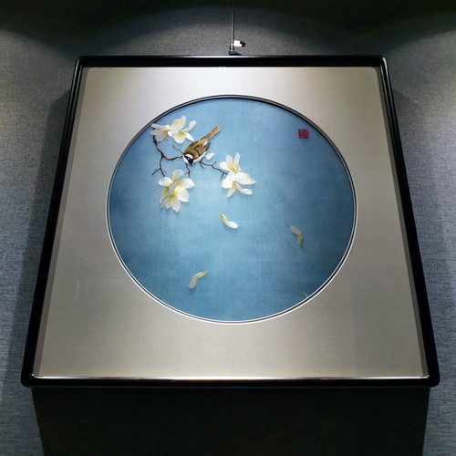 苏绣玉兰玄关沙发背景客厅山水壁画成品带框新中式绣花纯手绣精品 - 图0