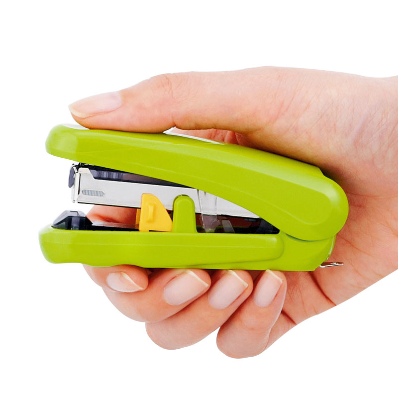 Japanese Plus Plus cute female stapler