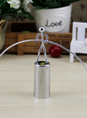 牛顿摆平衡不倒翁男生生日礼物毕业网红同款创意闺蜜实用学生送女