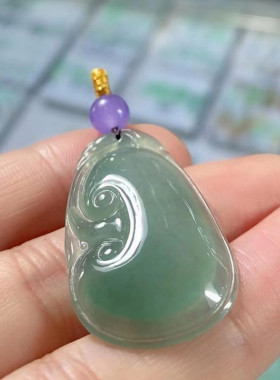 心主行翡翠玉石冰绿福寿如意吊坠