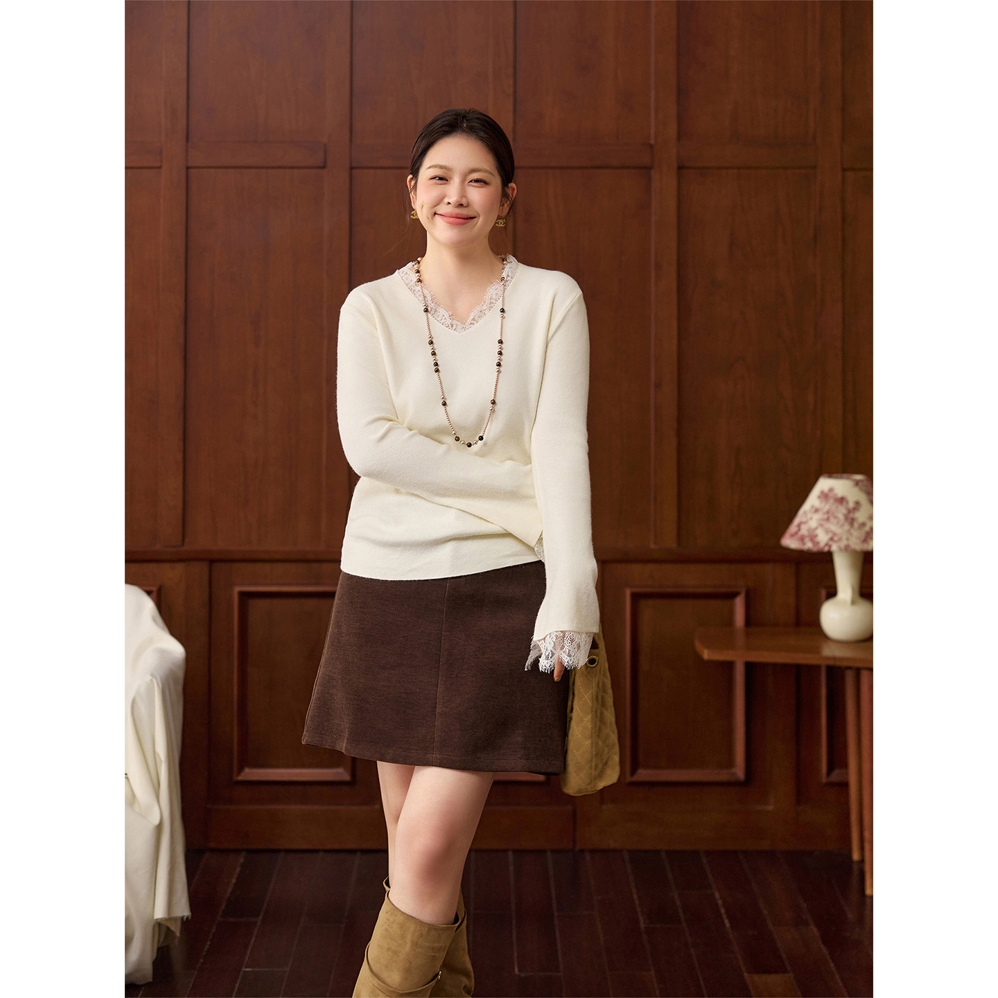 潘不卷大码女装黄色蕾丝拼接v领打底针织衫微胖mm冬内搭毛衣上衣,淘宝优惠券,粉丝福利购,淘宝优惠卷