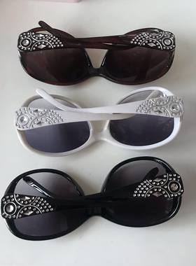 y2kslut 2000s style sunnies eyeglasses