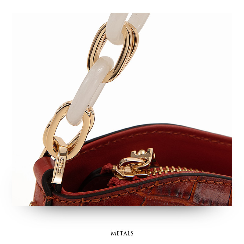 pld保兰德2020新款真皮斜挎小包包 powerland保兰德女士包袋