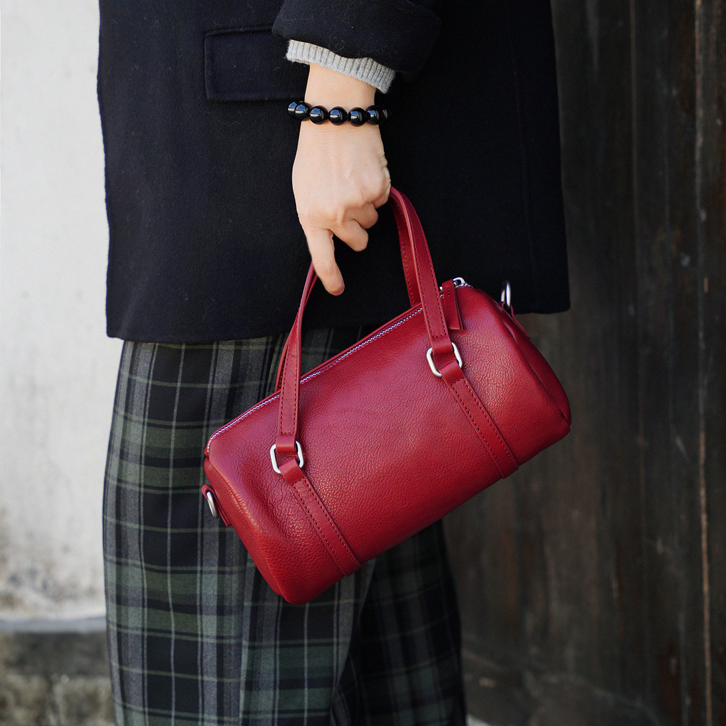 禾二HIR头层植鞣牛皮油蜡真皮新年红波士顿手提单肩斜挎水桶小包,淘宝优惠券,粉丝福利购,淘宝优惠卷