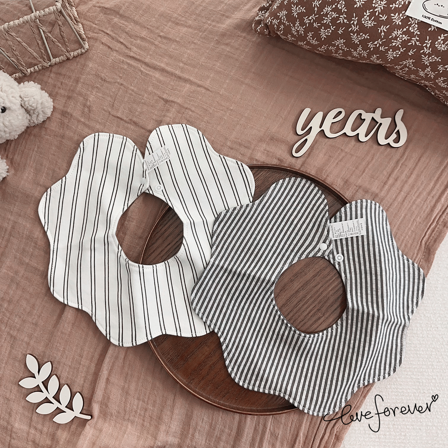 Ins Korean star double-sided cotton rotating saliva towel