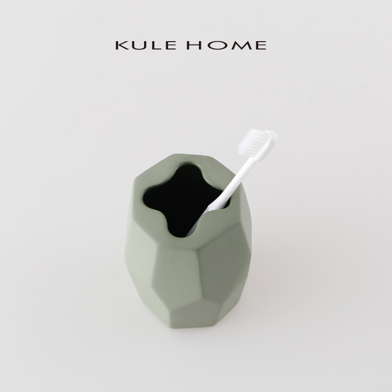 KULE HOME陶瓷北欧浴室套件卫生间摆件牙刷架牙膏瓶刷牙杯置物架-图1