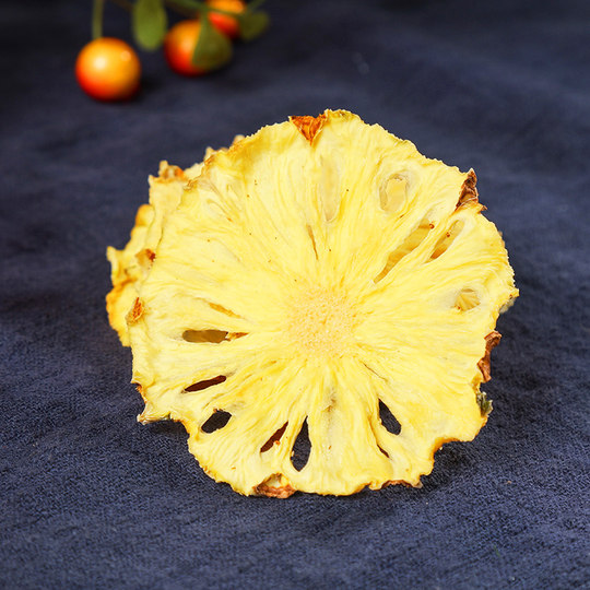 Кусочки сушеного ананаса из натуральных фруктов, рекомендованные интернет-знаменитостями для беременных