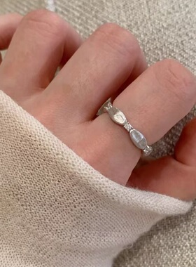 S925纯银戒指意大利中复古拉丝工艺缎面镶钻锆石轻奢高端小众级感