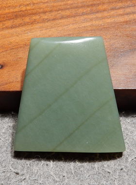 方言和田玉推荐级新疆细腻油润一线天沙枣青籽料平安无事牌吊坠h2