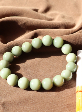 俄罗斯老料细润粉青碧玉圆珠手串