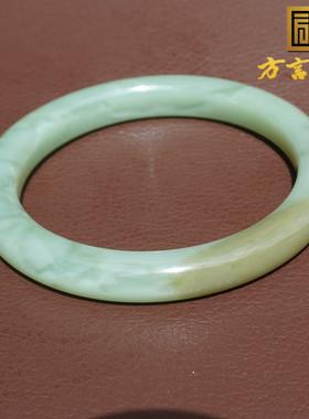 和田玉俄罗斯夹层料碧玉粉青带糖