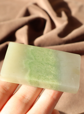 青海冰底白玉翠青平安无事牌吊坠