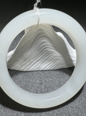 高品质方言和田玉老坑青海高冰冰底油性十足白玉56mm精品手镯S6