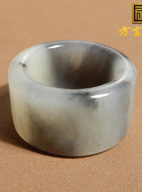 美滋滋方言和田玉精品新疆黑白分明意境青花籽料15mm戒指扳指A5