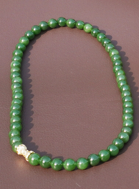 方言品牌俄无黑点菠菜绿碧玉项链