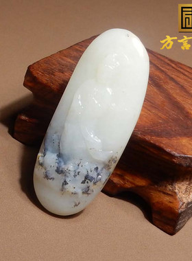 方言和田玉俄籽虎皮黄沁皮