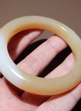 方言且末料糖白玉油润手镯55mm