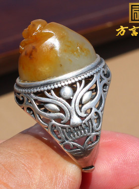新疆黄沁白玉籽料银镶玉戒指