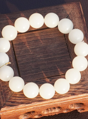 和田玉新疆且末料高油糯白玉手串