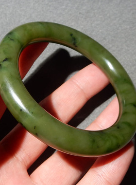 方言和田玉俄料菠菜碧玉手镯