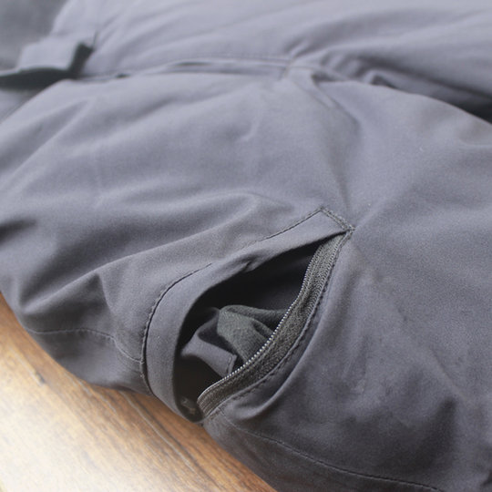 2025新宝宝儿童连体滑雪裤加厚宝宝背带棉裤防风防水男女童冲锋裤